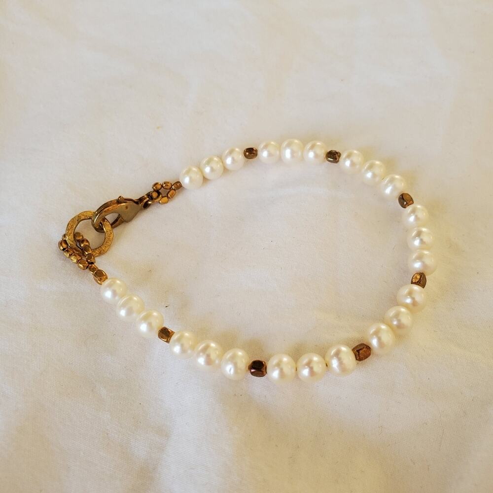 Novica Handmade Pearl Gold Bracelet